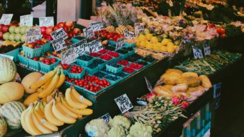 How to use apostrophes correctly for contractions, possessives, plurals & names