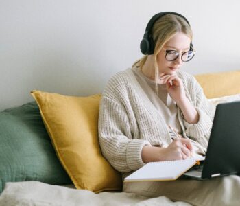 Best ways to Learn English: Free online resources and other options to boost your learning