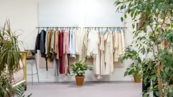 Clothes idioms - a full clothes rack