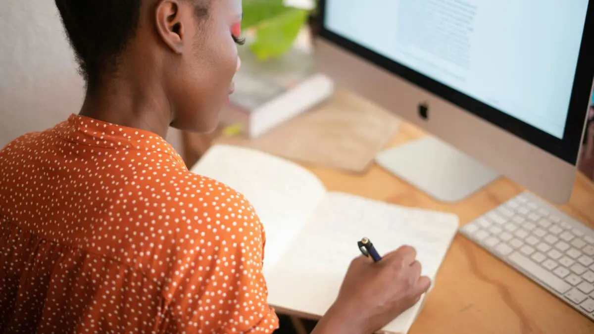 lady learning to write in english